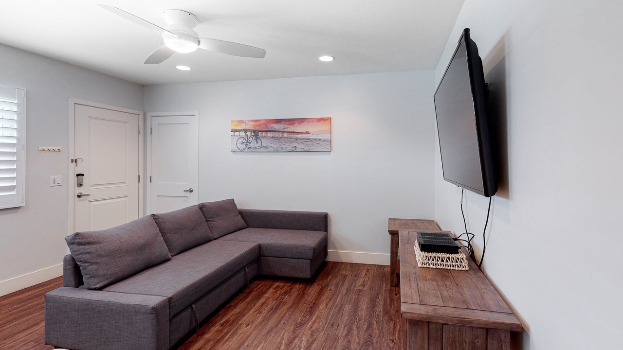 Photo of Livingroom in South Oceanside