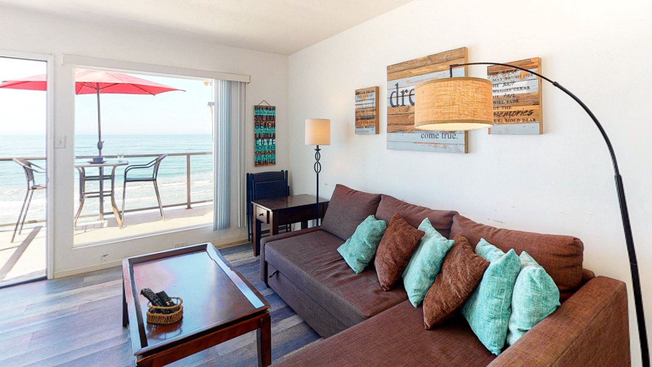 Photo of Livingroom in Carlsbad Village