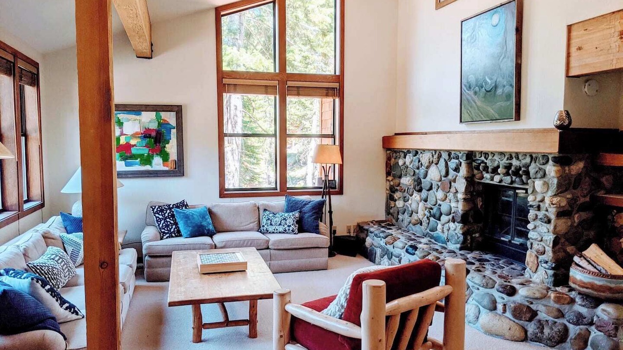 Photo of Livingroom in Alpine Meadows