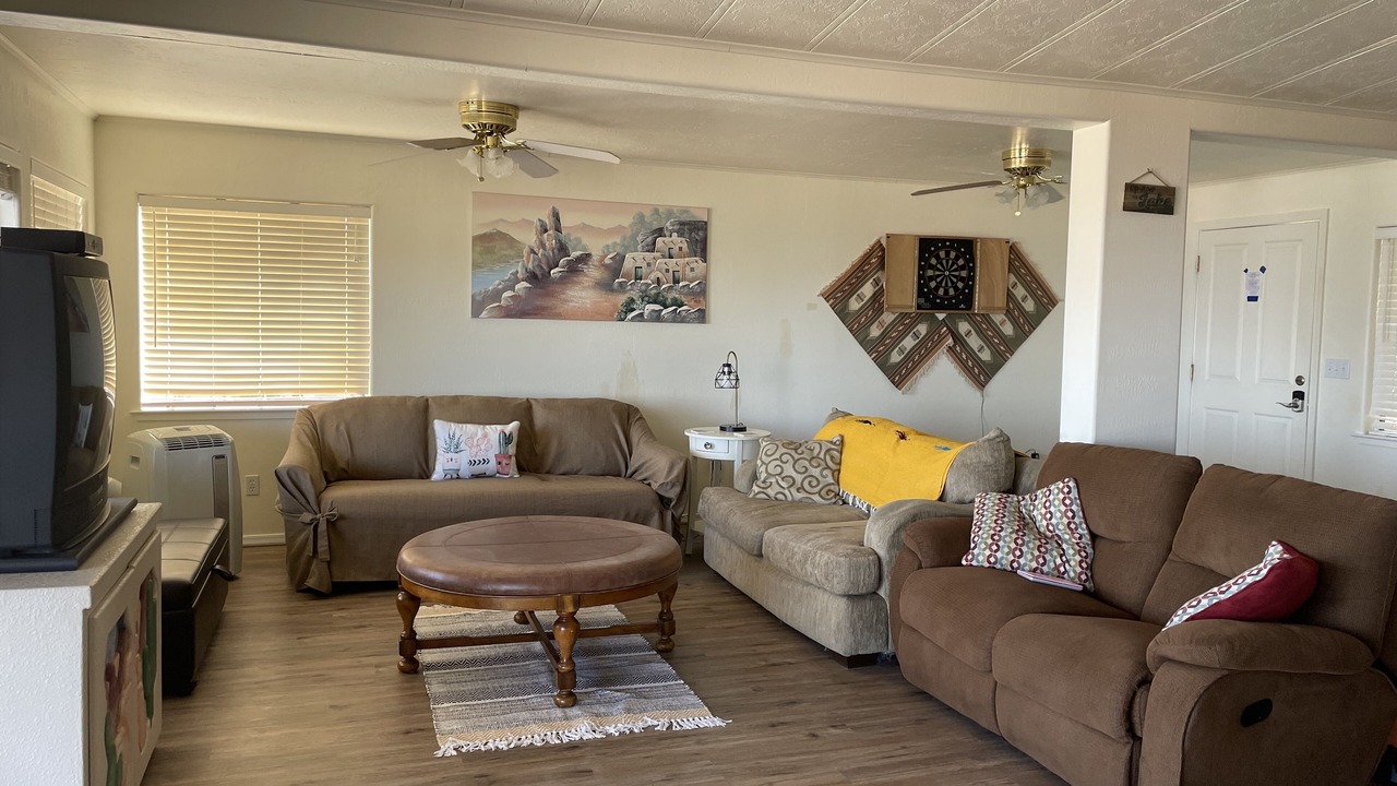 Photo of Livingroom in Havasu Lake
