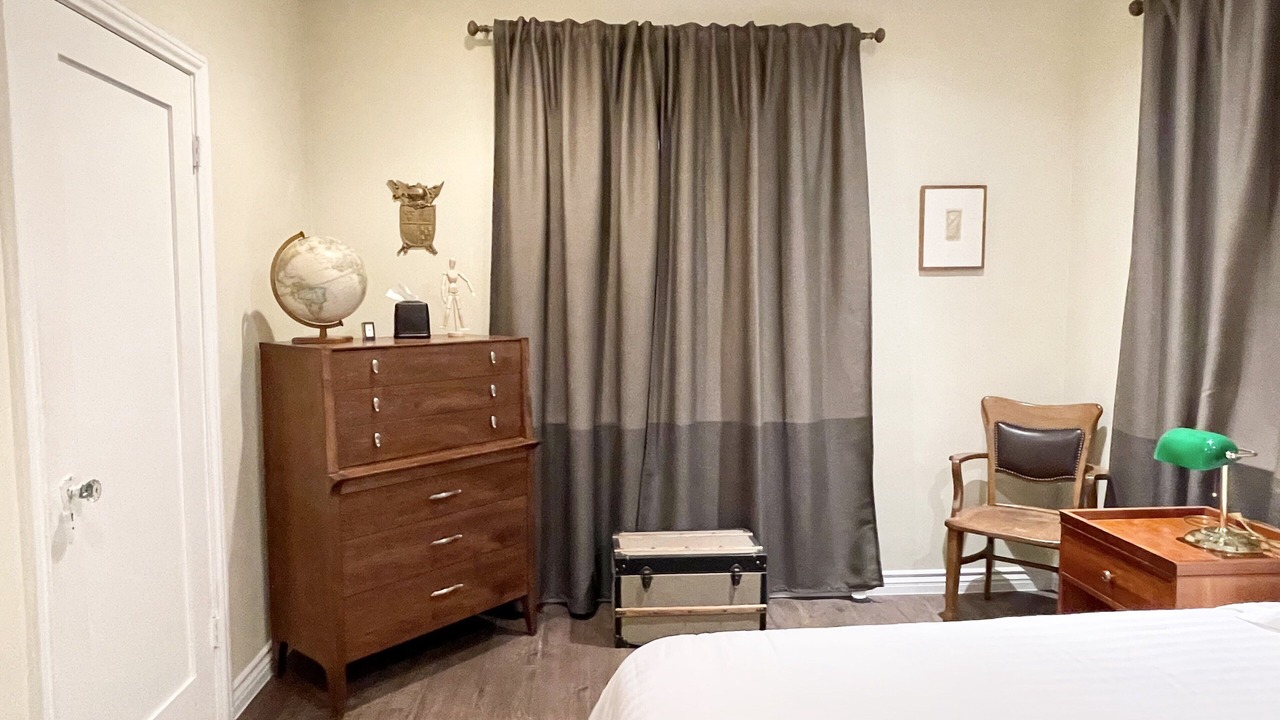 Photo of Bedroom in Beverly Hills