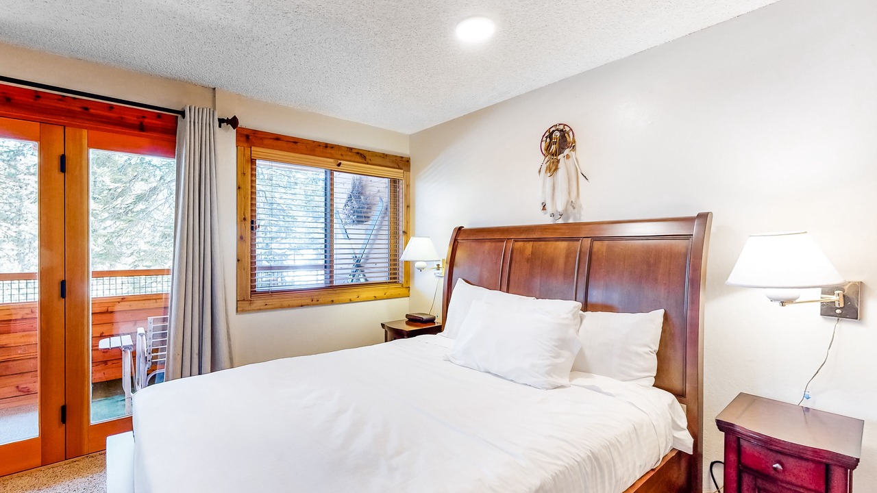 Photo of Bedroom in Tahoe Woods