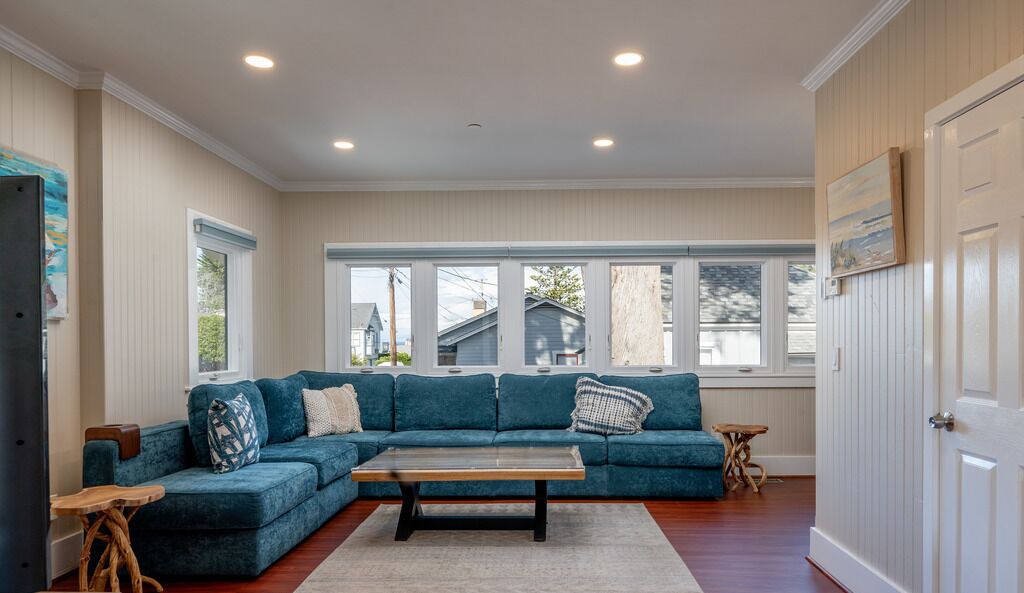 Photo of Livingroom in Pacific Grove