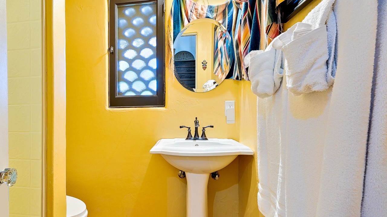 Photo of Bathroom in Loma Portal