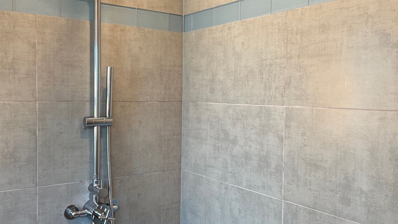 Photo of Bathroom in Arch Beach Heights
