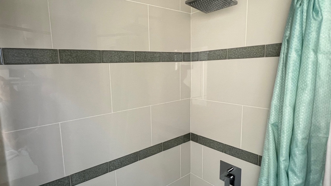 Photo of Bathroom in Arch Beach Heights