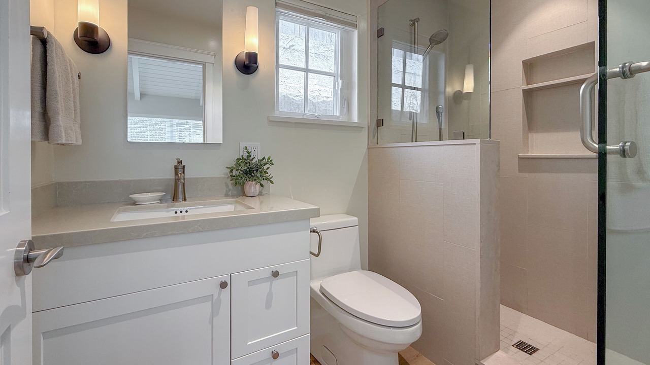 Photo of Bathroom in Laguna