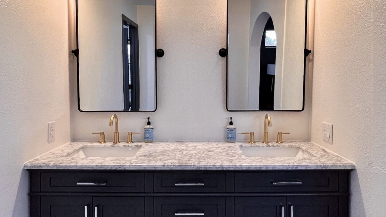 Photo of Bathroom in North Hilltop