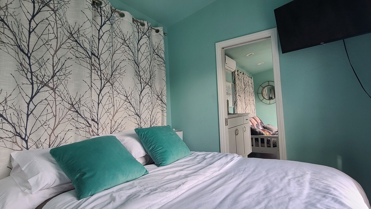 Photo of Bedroom in Valley Center