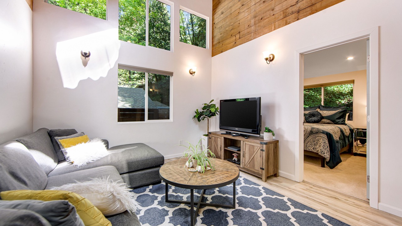 Photo of Bedroom in Rio Nido