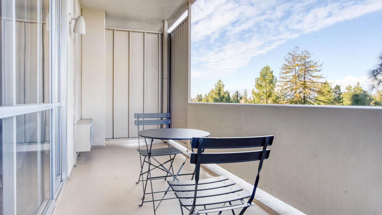 Photo of Outdoor in University South