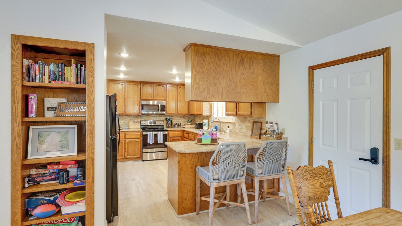 Photo of Kitchen in Groveland
