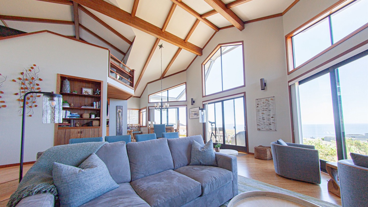 Photo of Bedroom in Bodega Bay