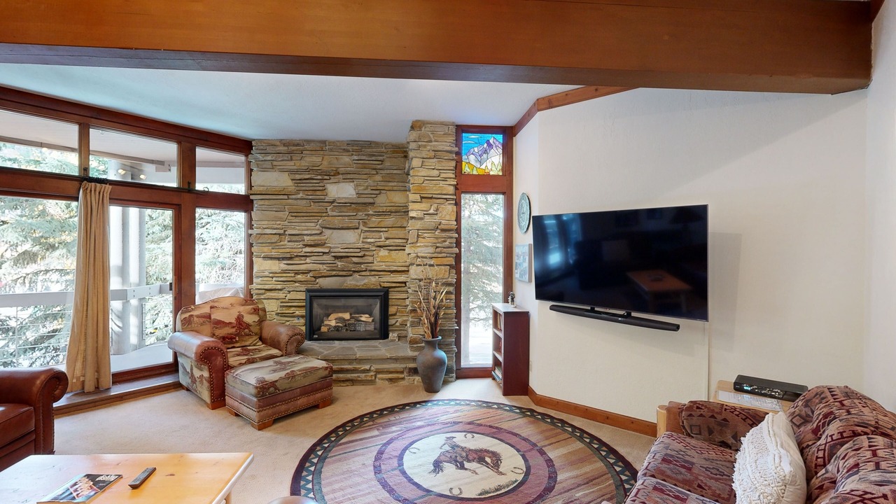 Photo of Livingroom in Deer Valley