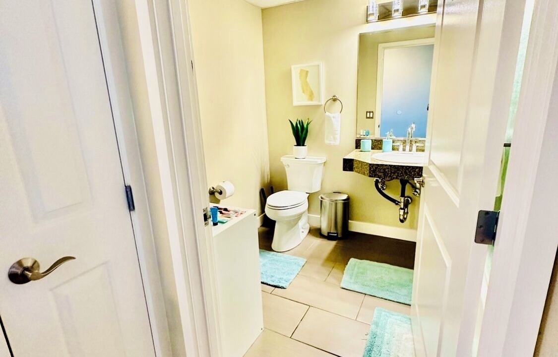 Photo of Bathroom in Smart Corner