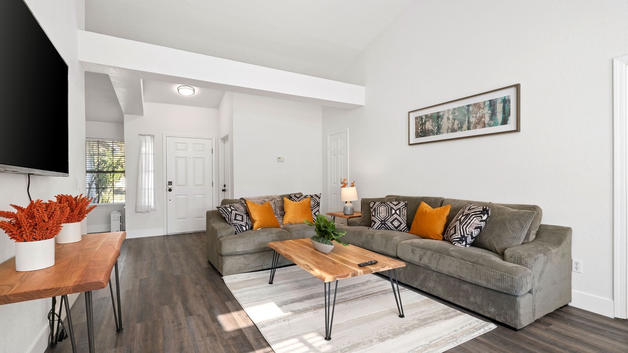 Photo of Livingroom in Rancho Cordova