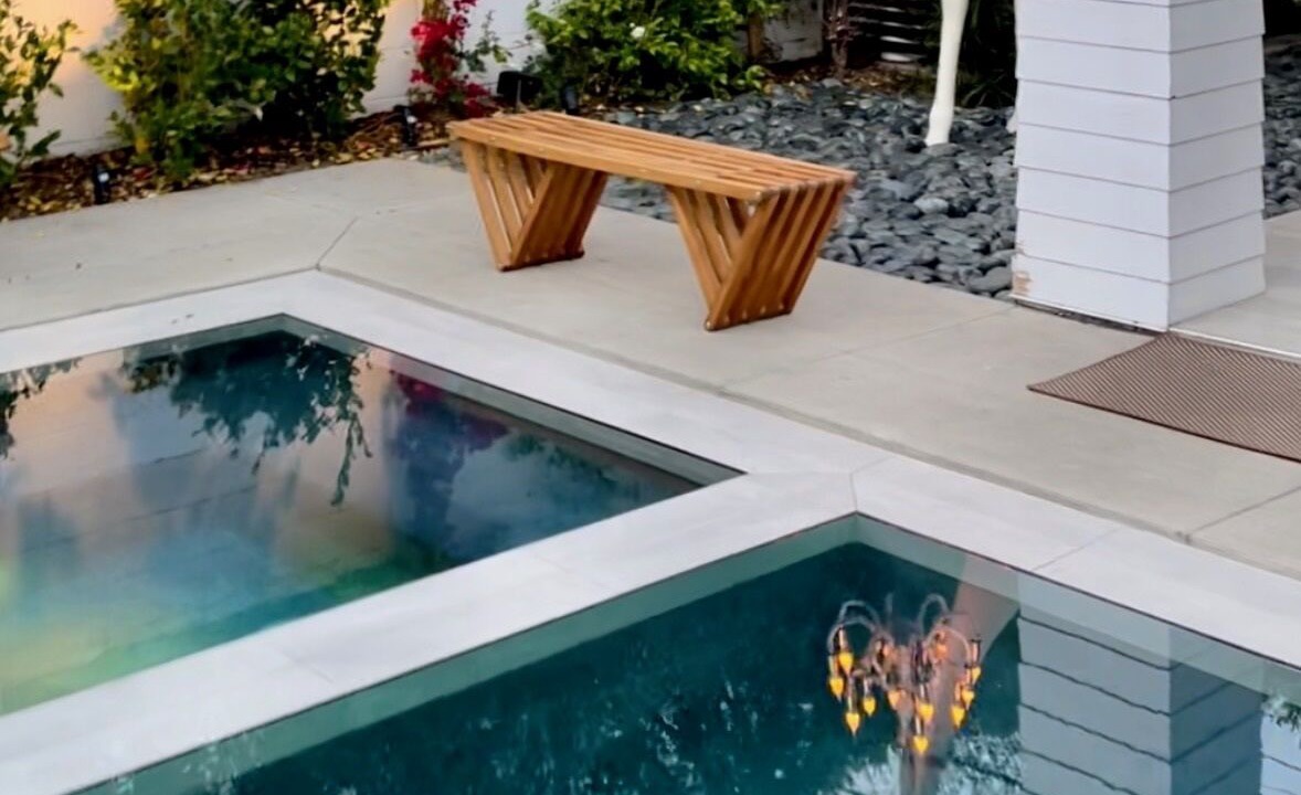 Photo of Outdoor in Hollywood