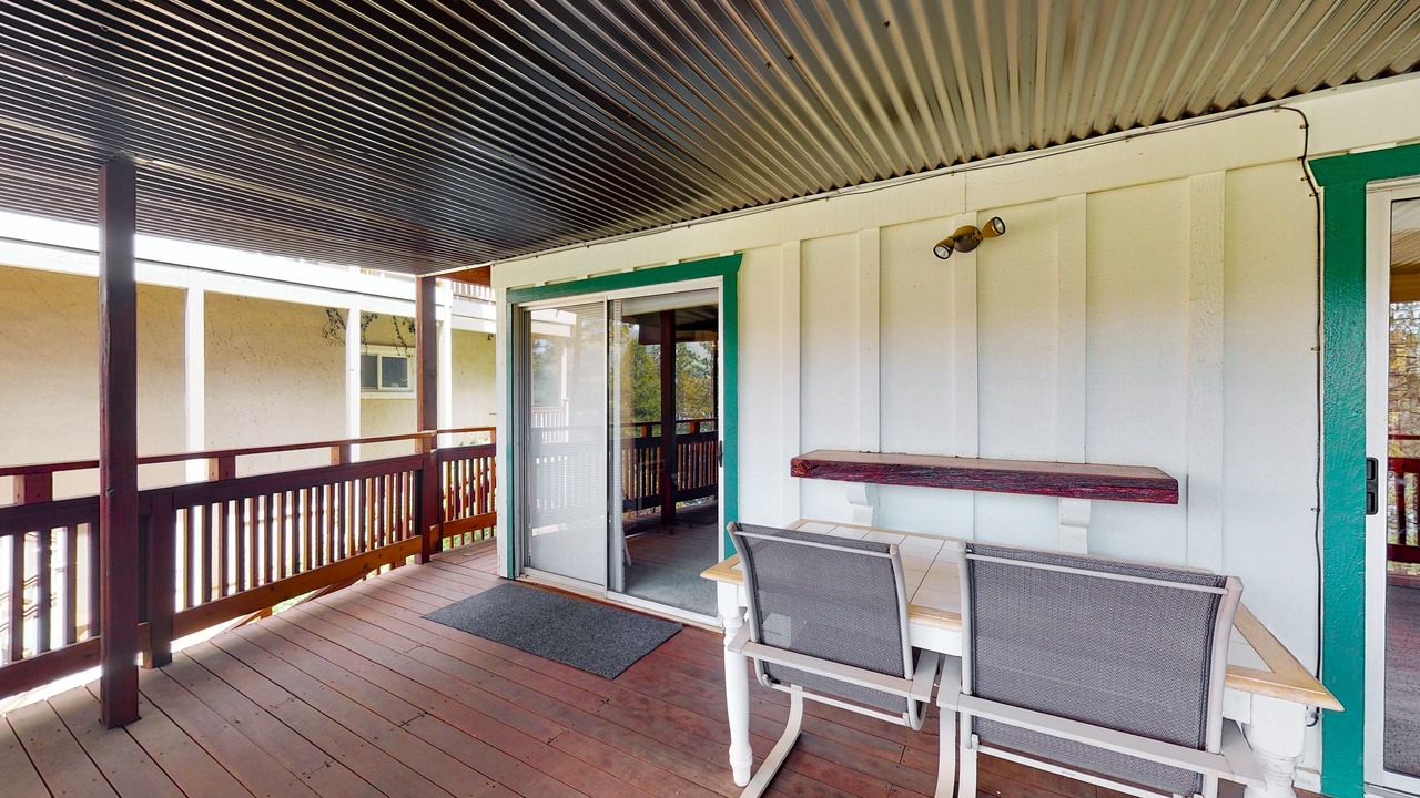 Photo of Patio Balcony in Bass Lake