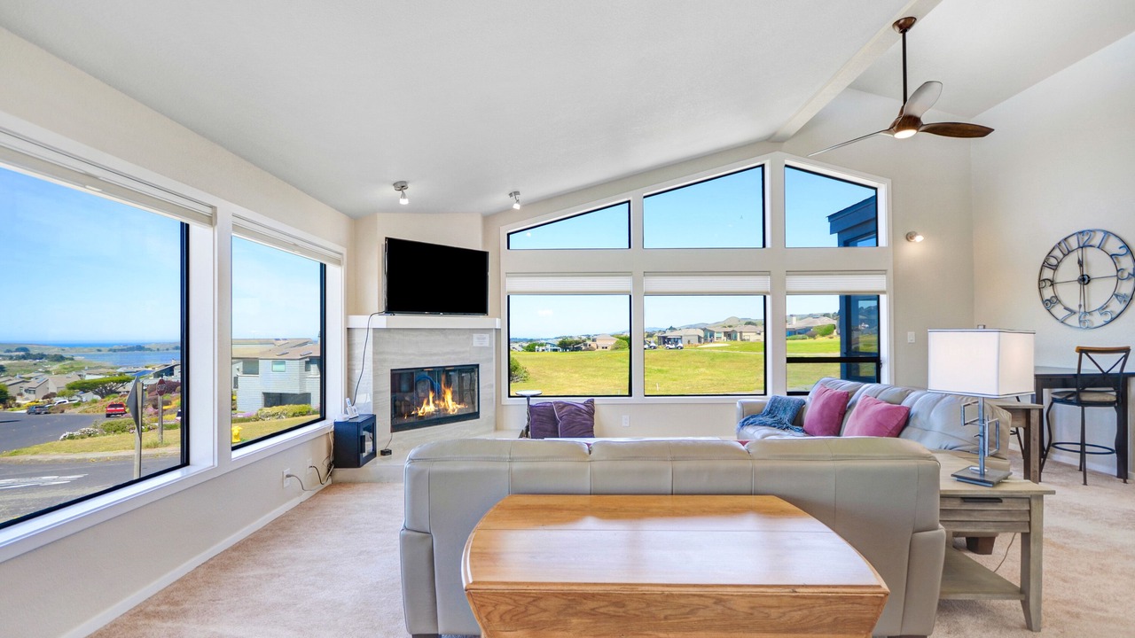 Photo of Livingroom in Bodega Bay
