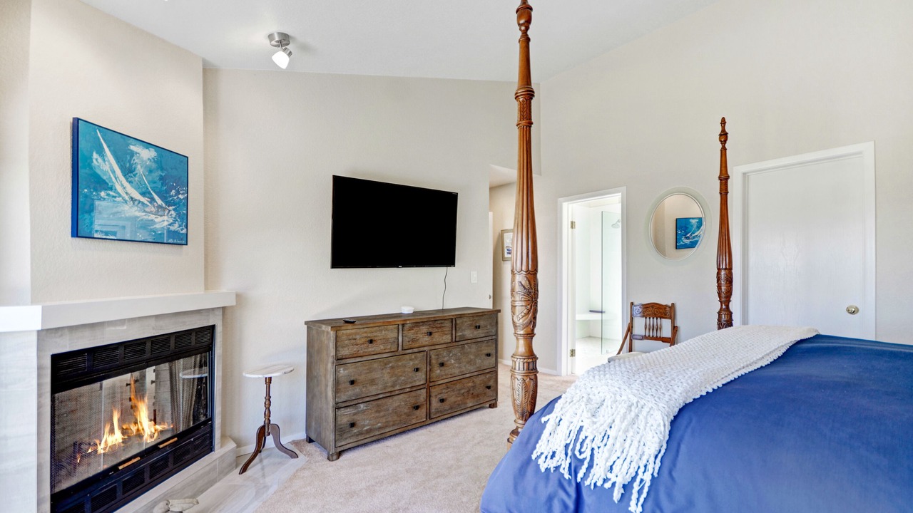 Photo of Bedroom in Bodega Bay