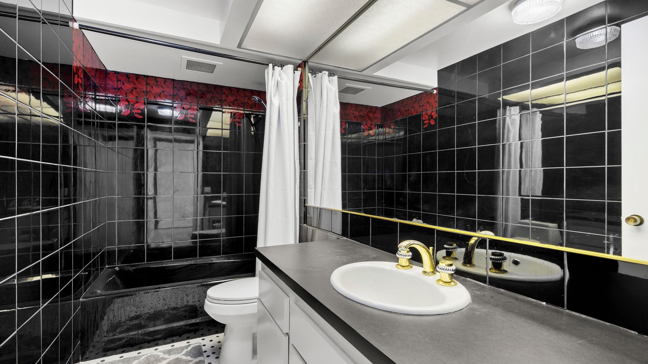 Photo of Bathroom in West Newport