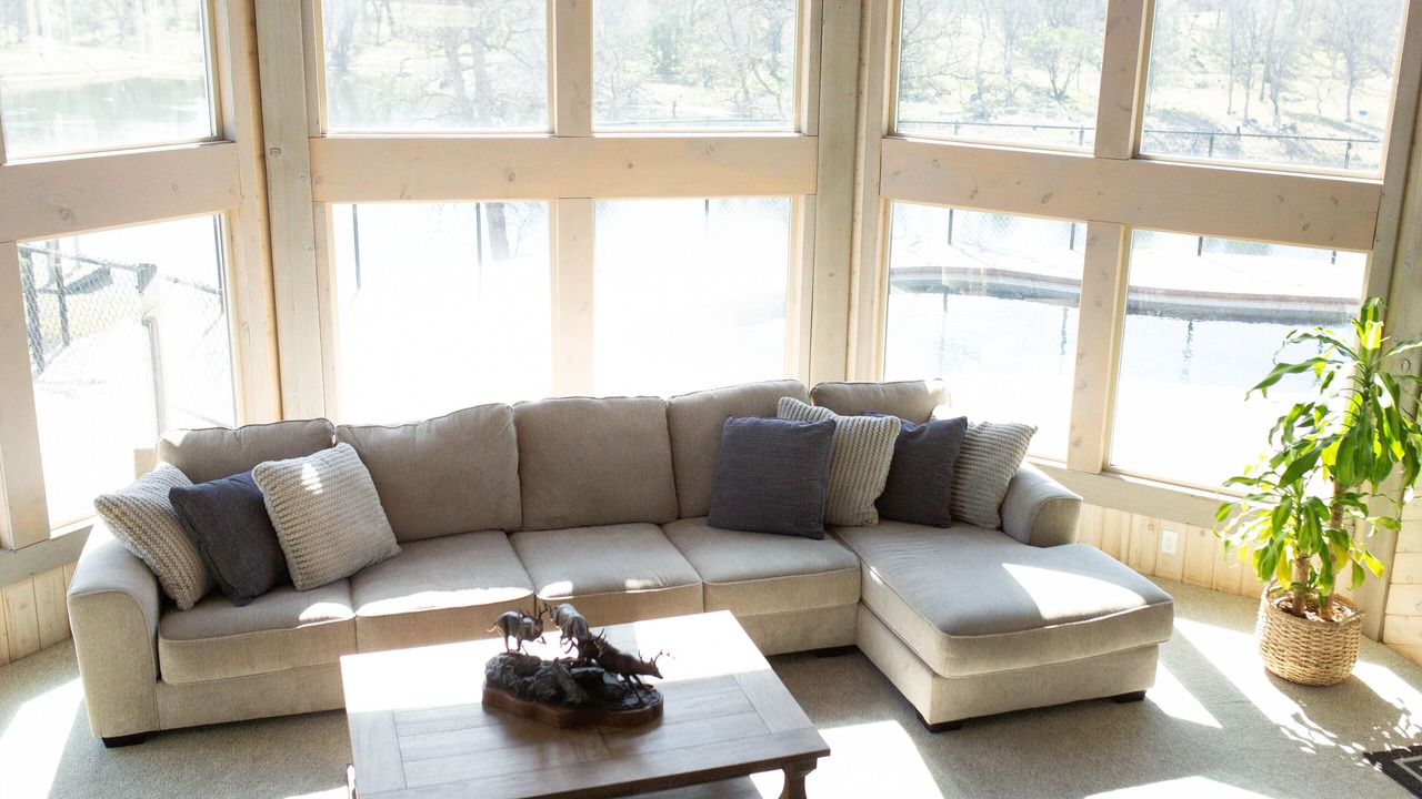 Photo of Livingroom in Shasta Cascade