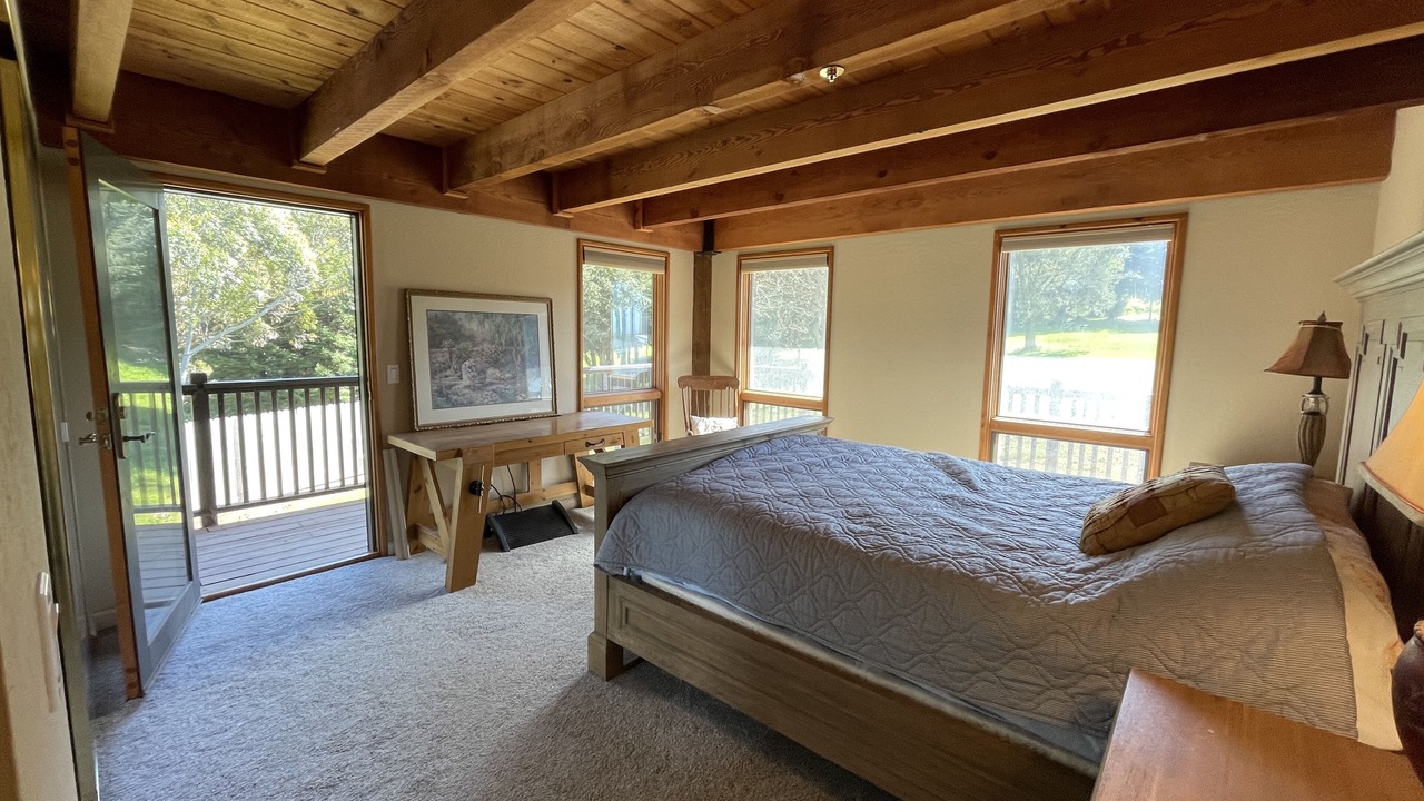 Photo of Bedroom in La Selva Beach