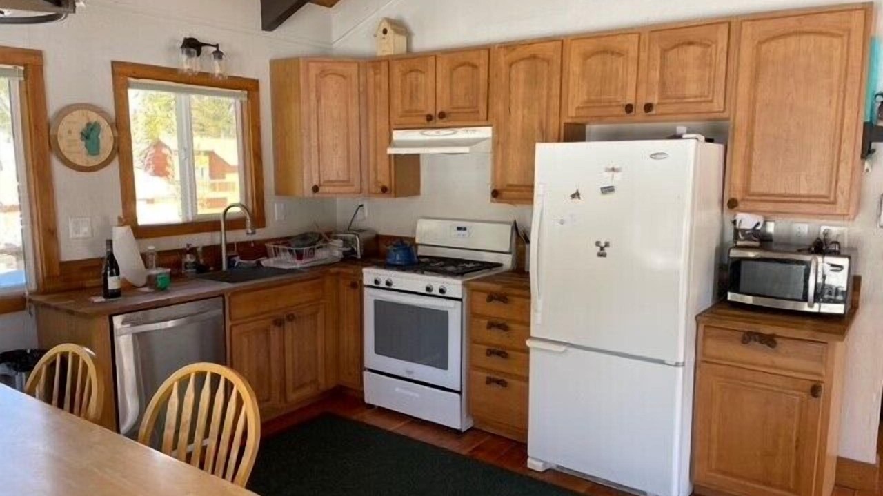 Photo of Kitchen in Pioneer Trail