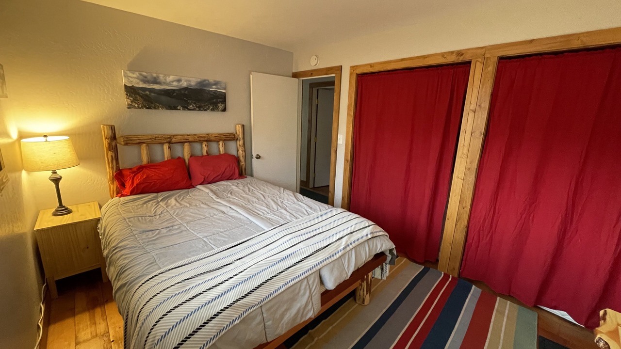 Photo of Bedroom in Pioneer Trail