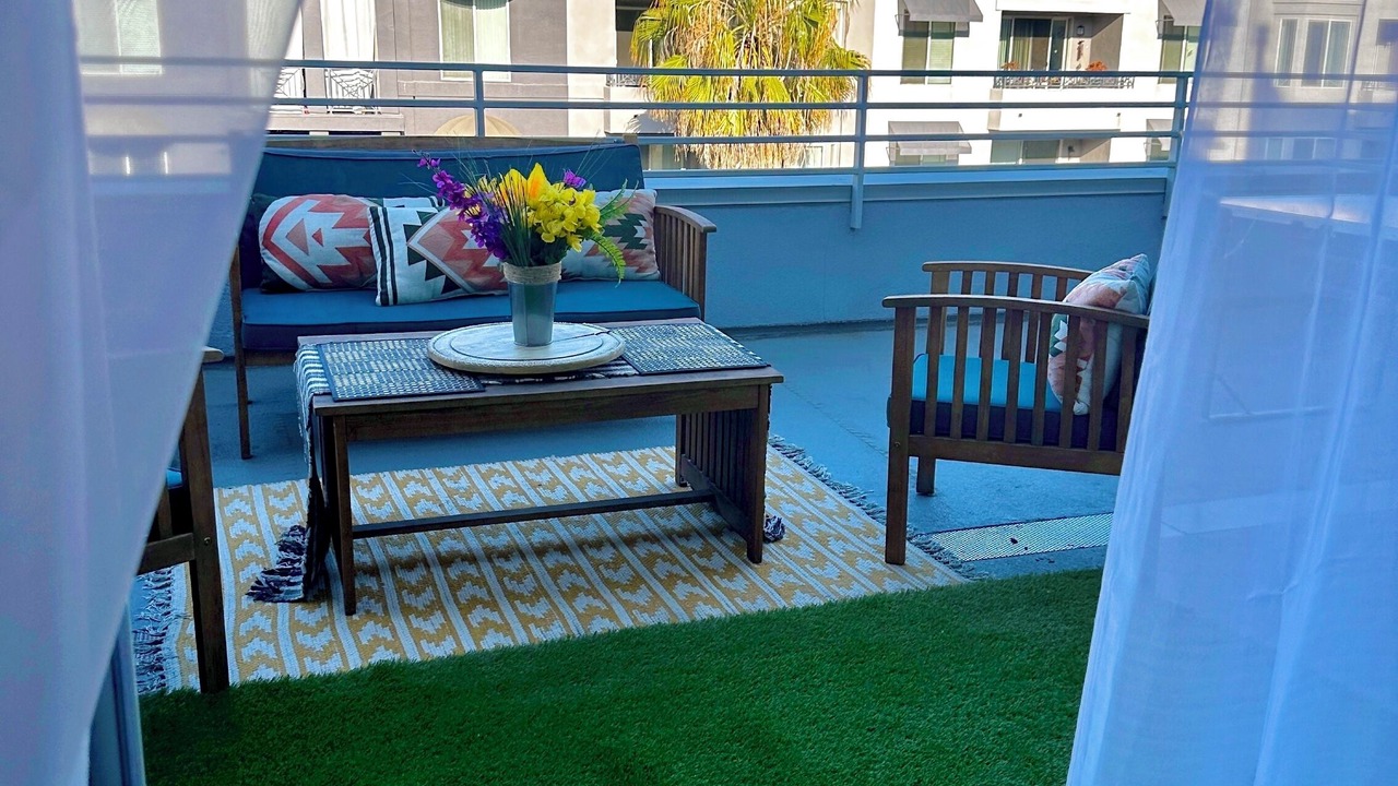 Photo of Patio Balcony in Downtown Long Beach