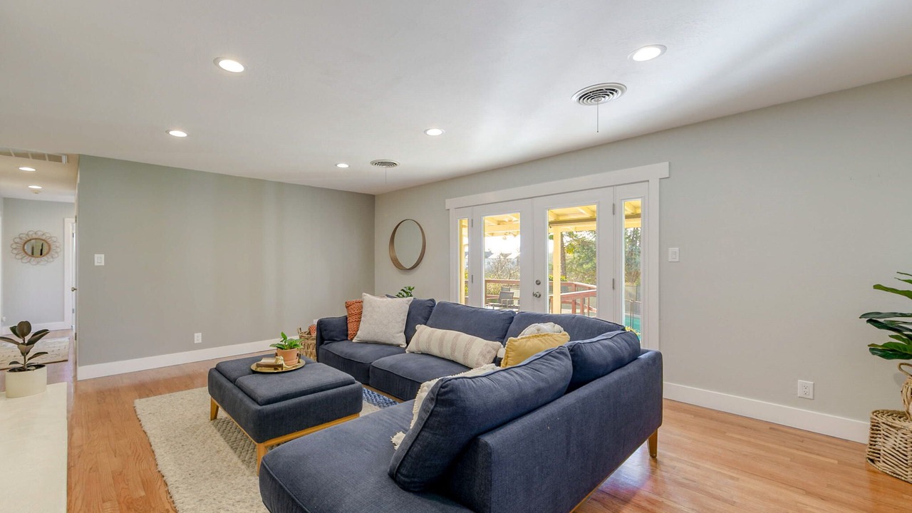 Photo of Livingroom in Greenwood
