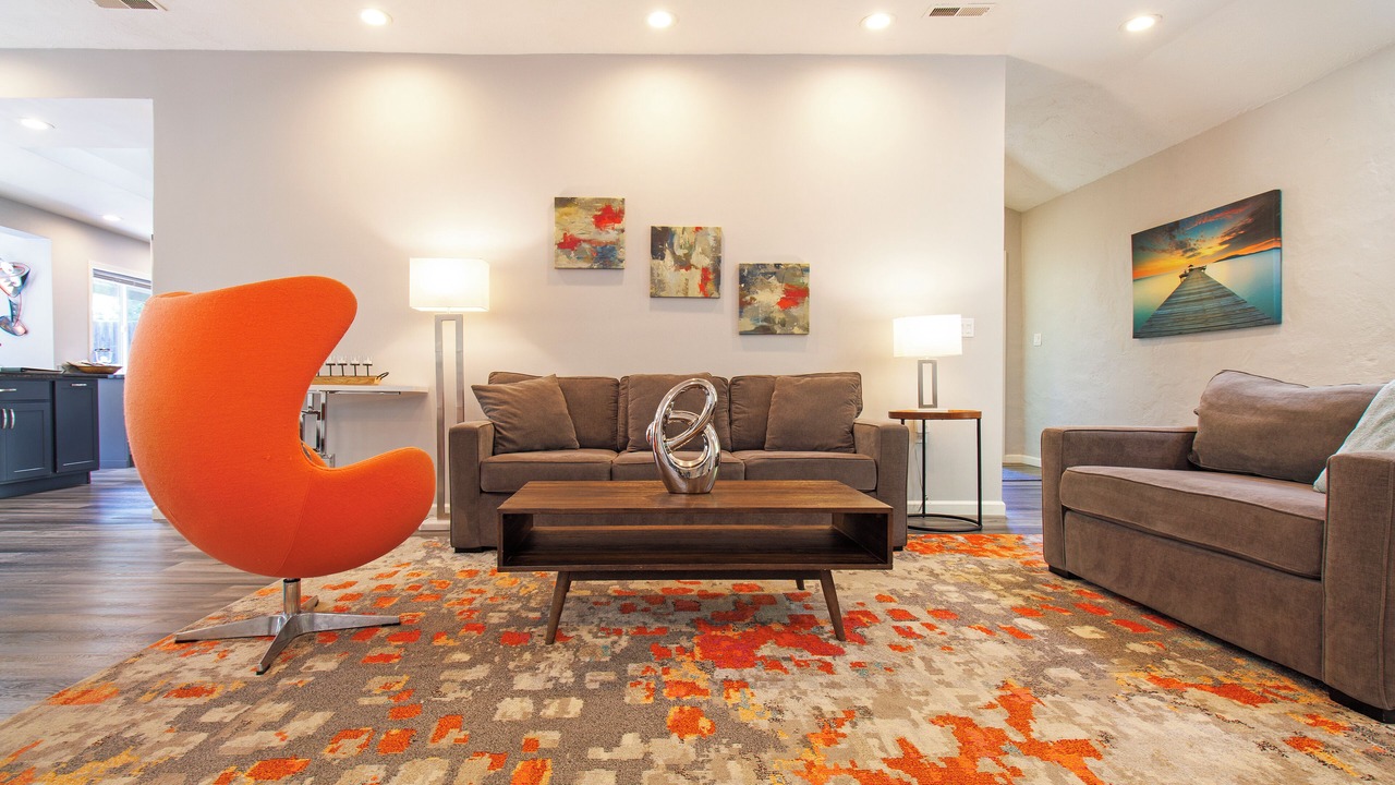 Photo of Livingroom in Guerneville