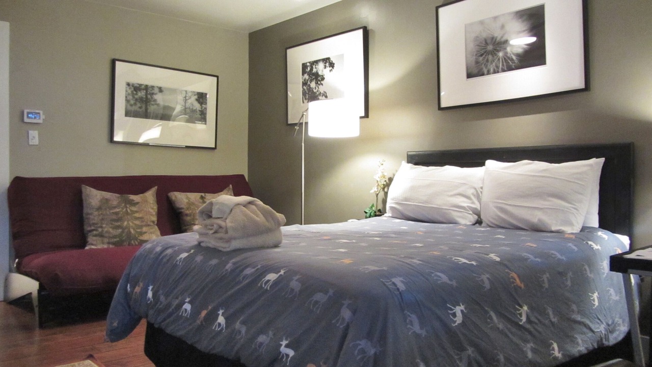 Photo of Bedroom in Lakeside Park