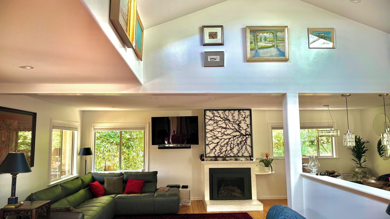 Photo of Livingroom in Woodacre