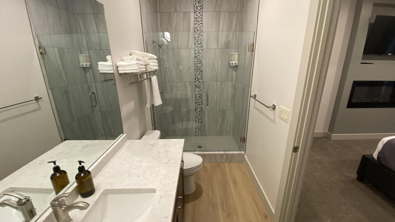 Photo of Bathroom in Garden City