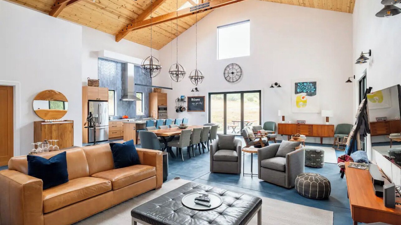 Photo of Livingroom in Sebastopol