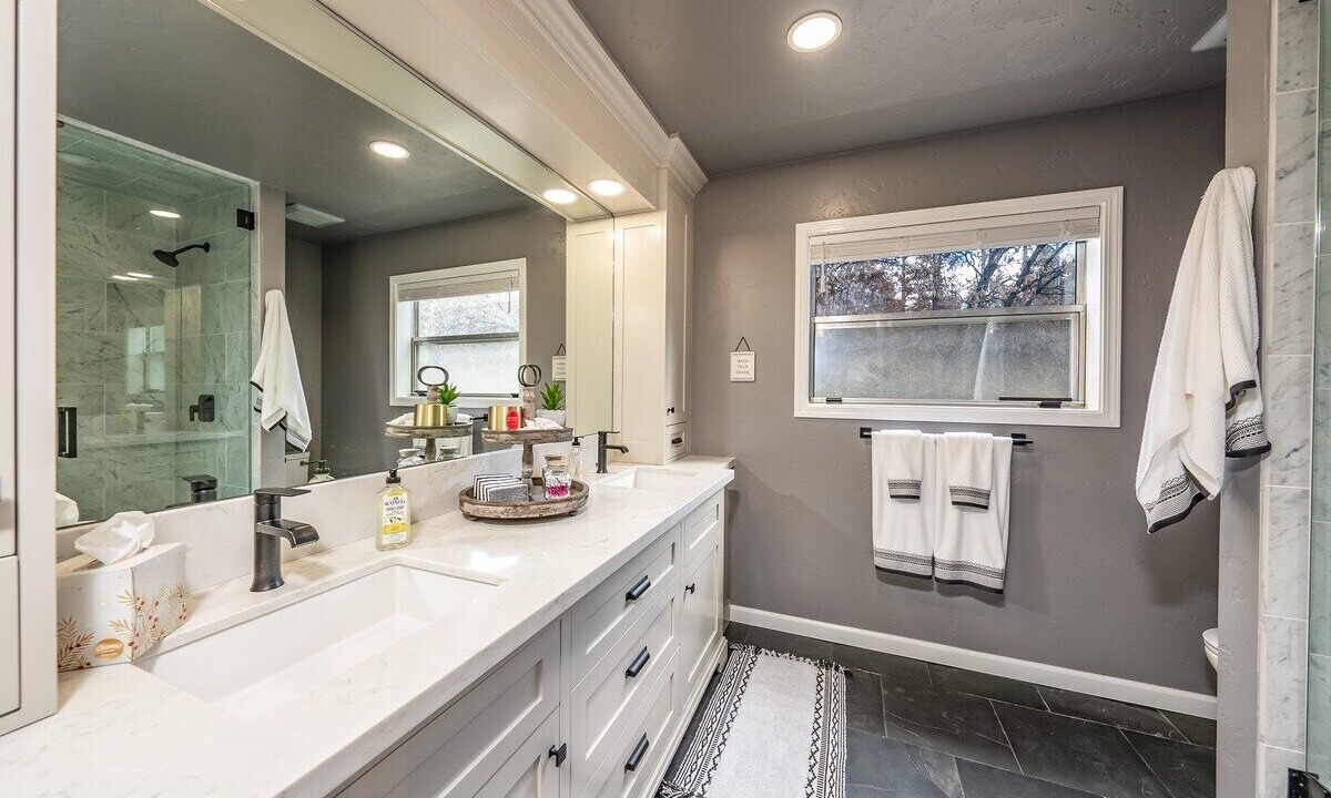 Photo of Bathroom in Shaver Lake