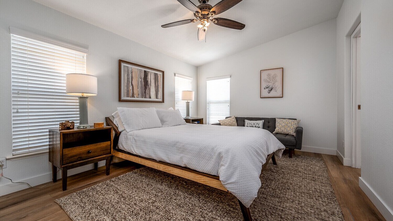 Photo of Bedroom in Lake Elsinore