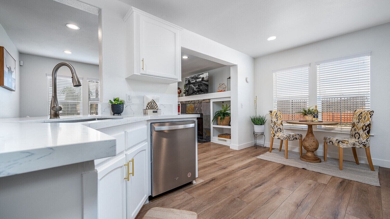 Photo of Kitchen in Lake Elsinore