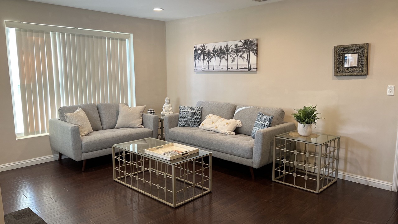 Photo of Livingroom in Mayflower Village