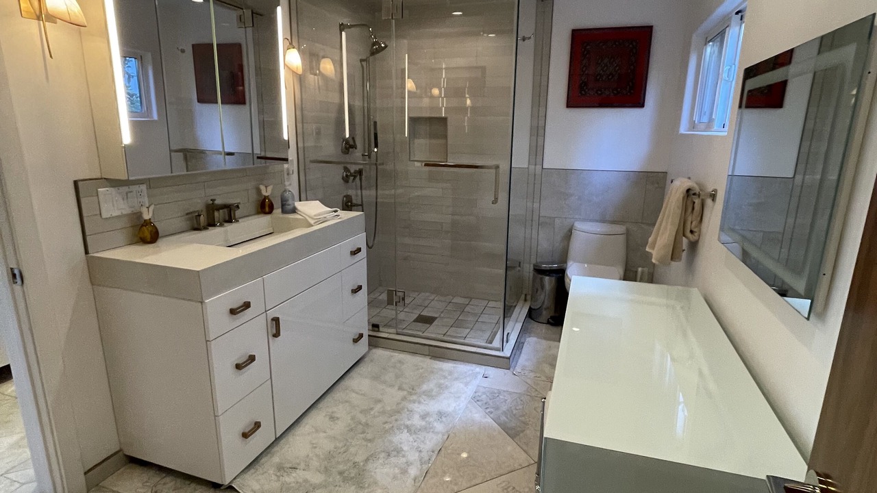 Photo of Bathroom in Playa Del Rey