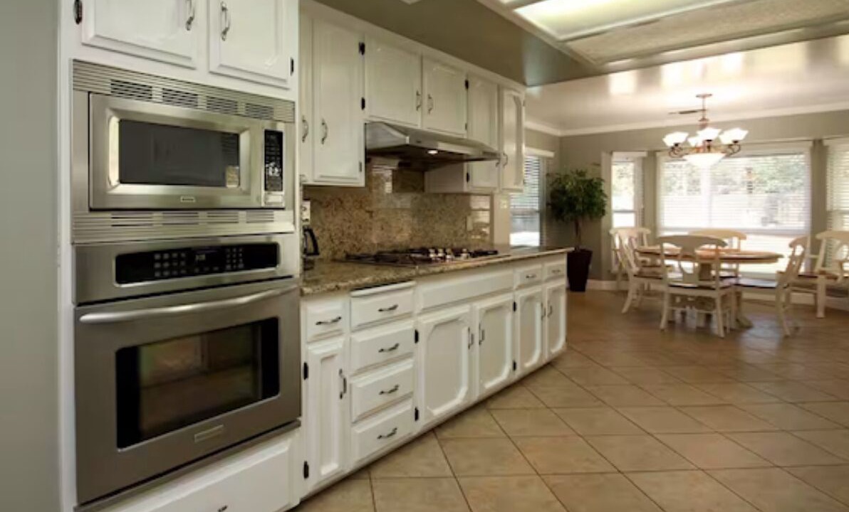 Photo of Kitchen in Roosevelt