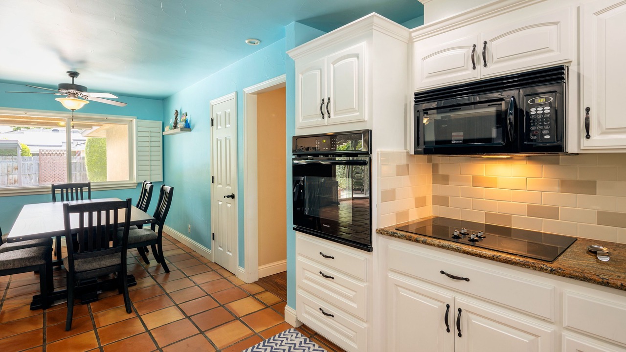 Photo of Kitchen in Raisin