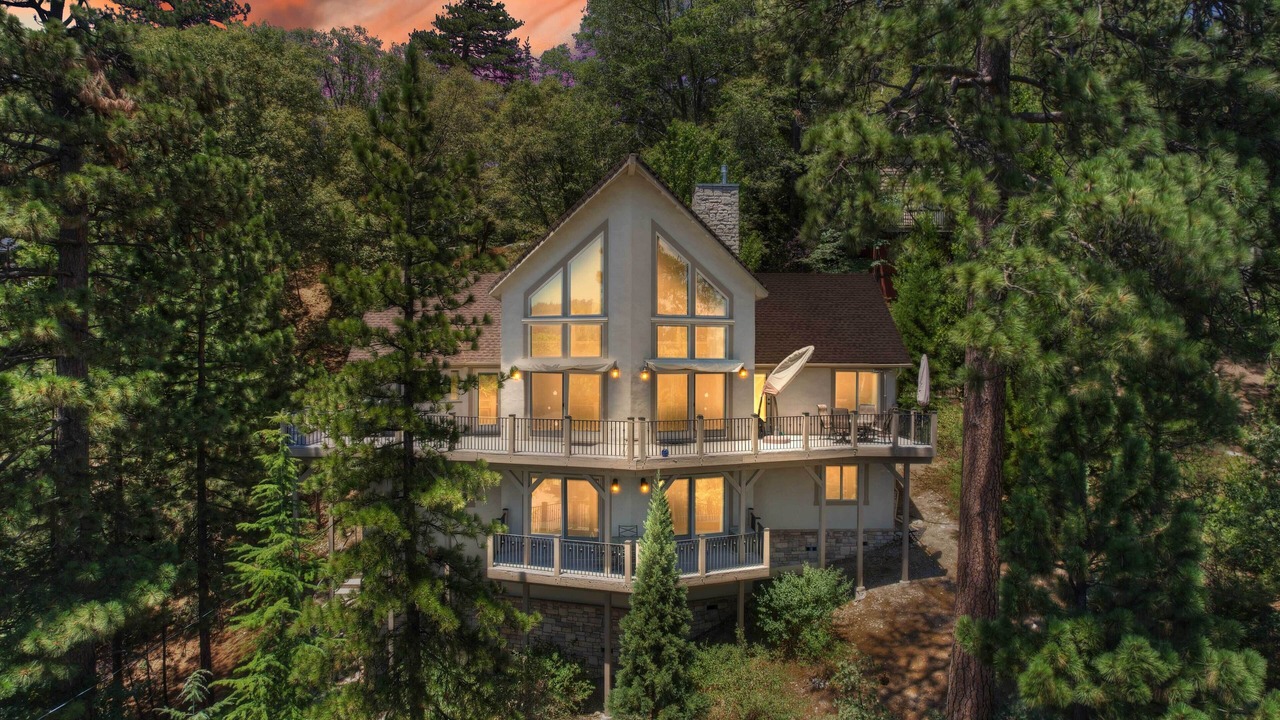 Photo of Outdoor in Blue Jay