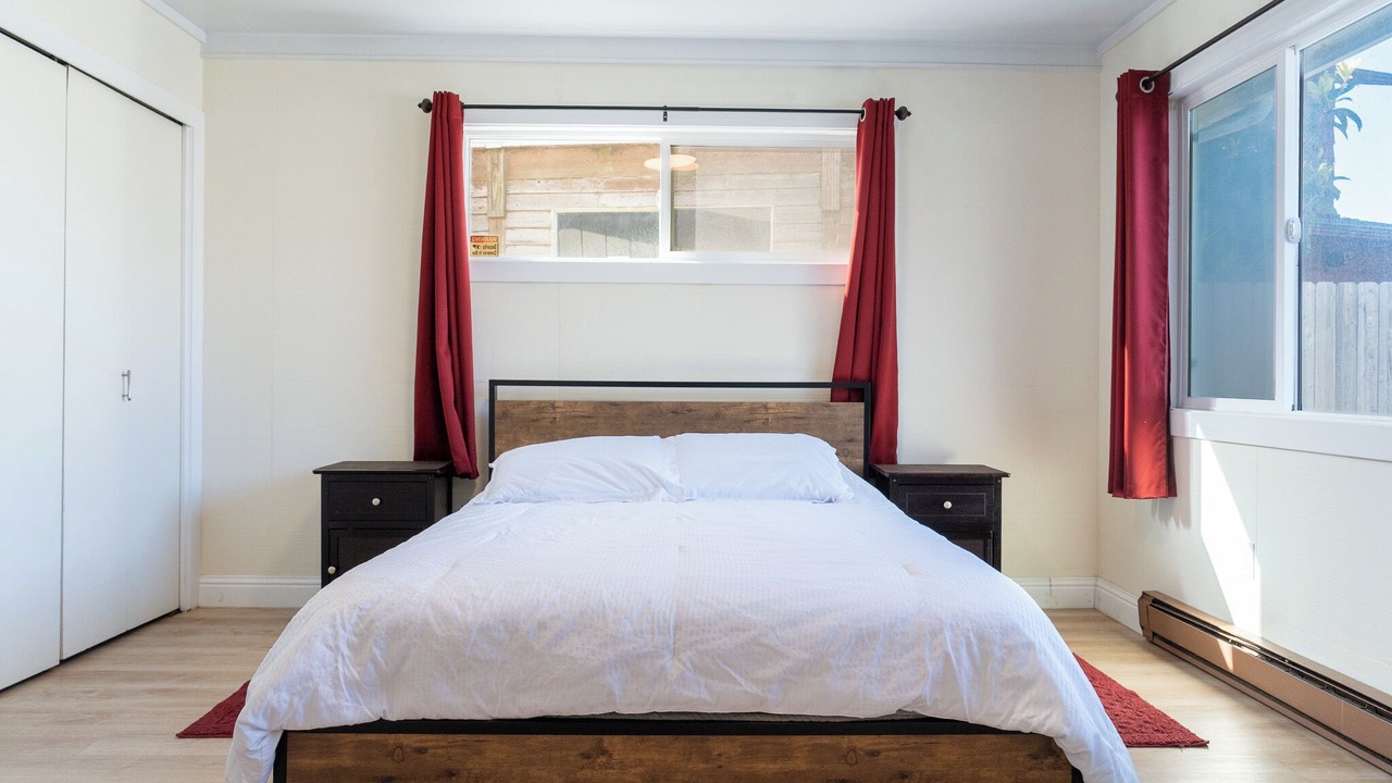 Photo of Bedroom in Crescent City