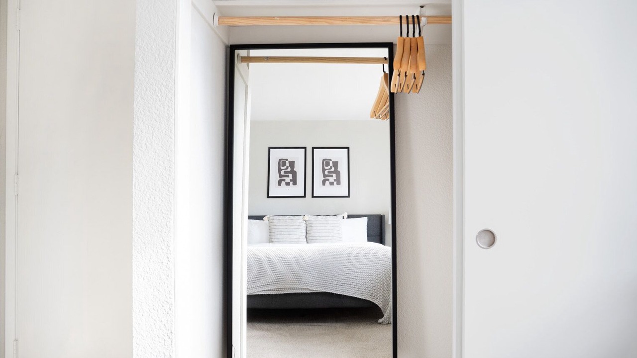 Photo of Bedroom in Mountain View