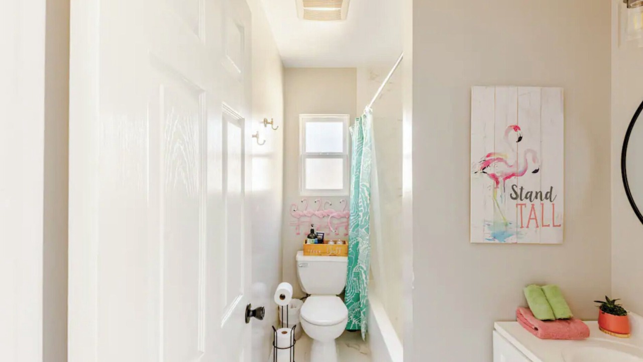 Photo of Bathroom in North Hollywood