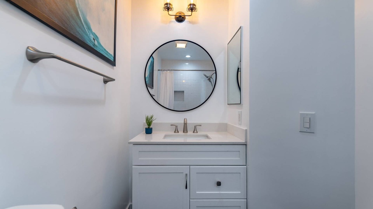 Photo of Bathroom in Hollywood