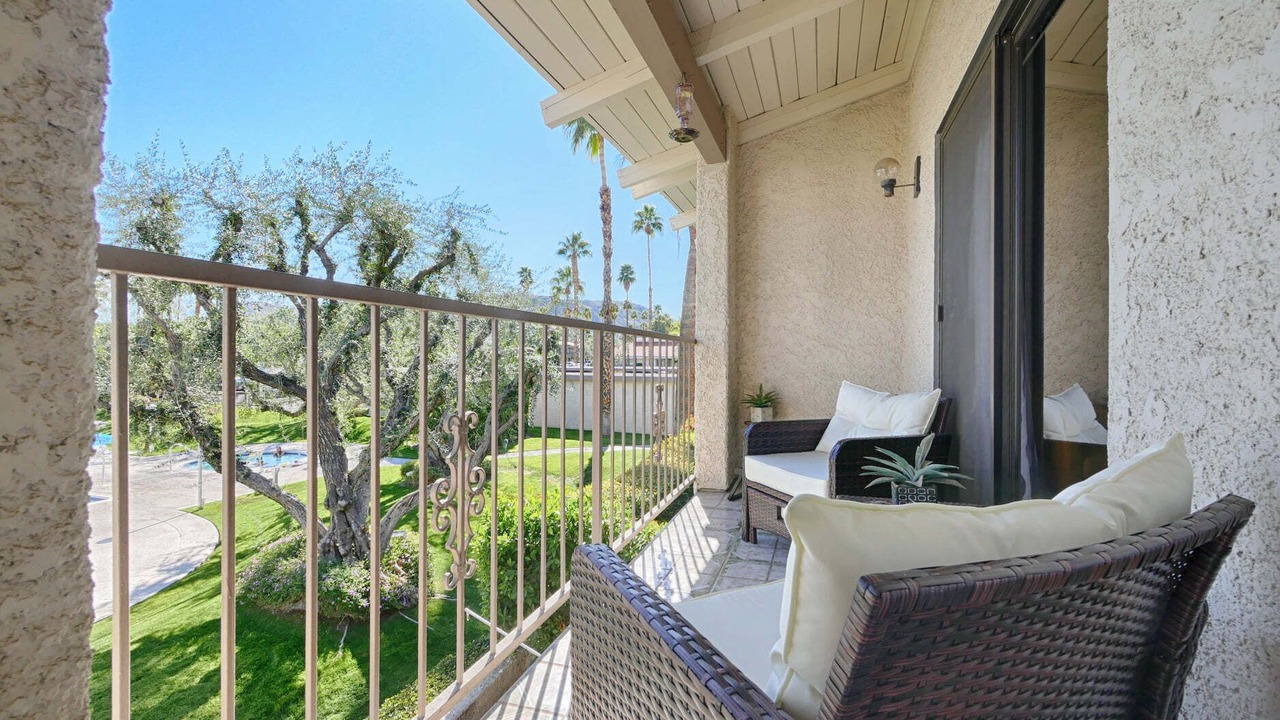 Photo of Patio Balcony in Deep Well Ranch