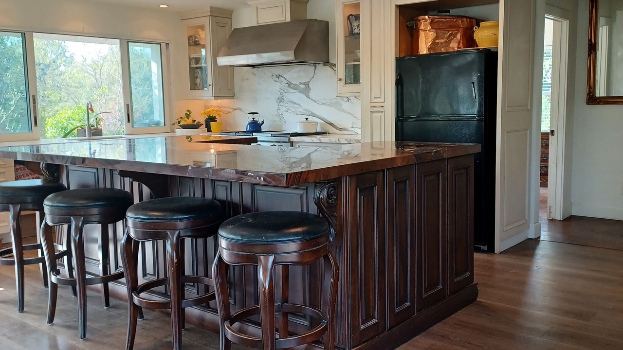 Photo of Kitchen in Altadena